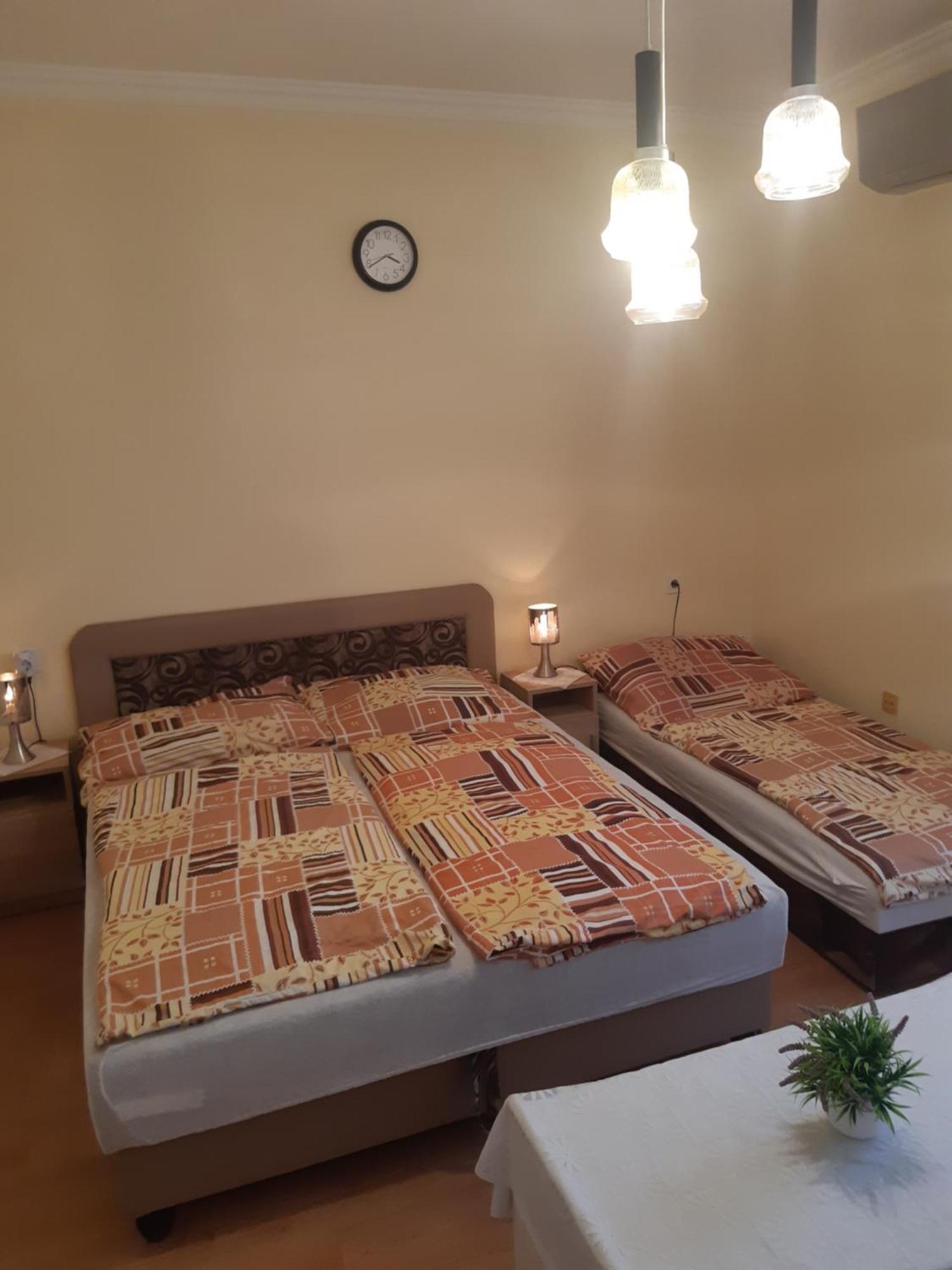 Sasfeszek Apartment Hajduszoboszlo Luaran gambar